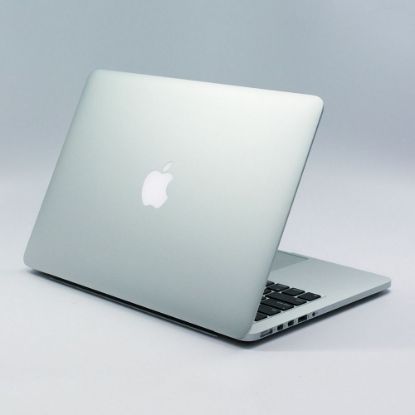 Apple MacBook Pro 13-inch resmi